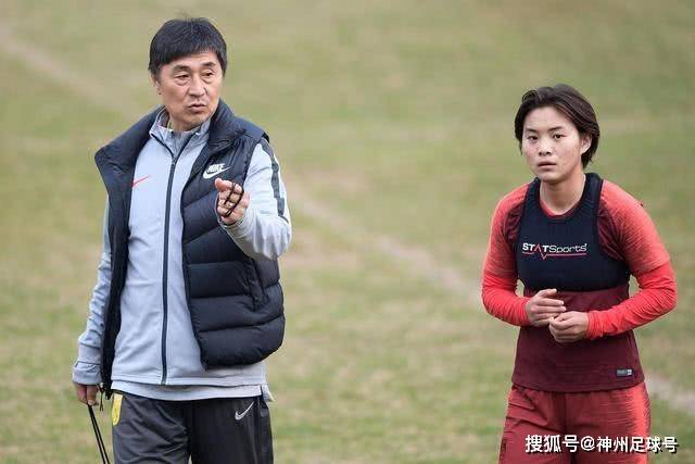 离婚五年，他们以体面和共育赢得了新局面